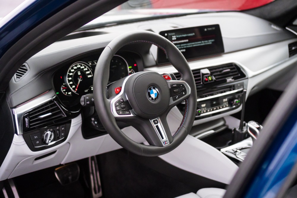 Звездой мероприятия стал новый BMW M5